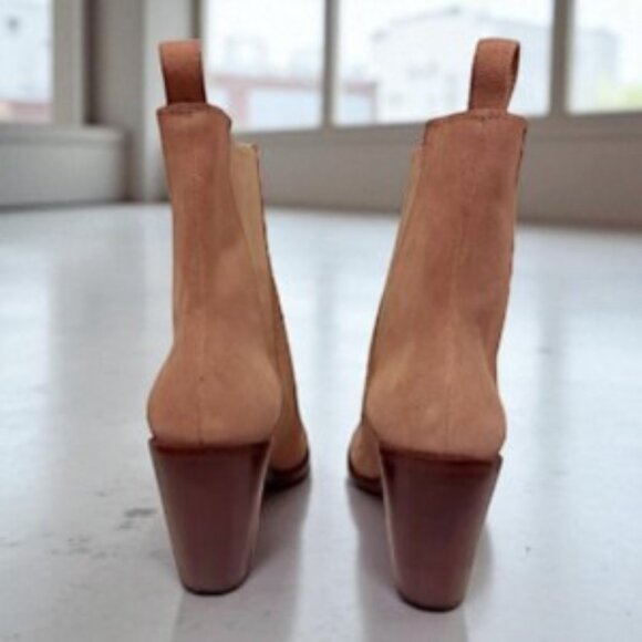 NWOT Kaanas Morava Suede Block Heel With Elastic in Caramel - Picture 3 of 5